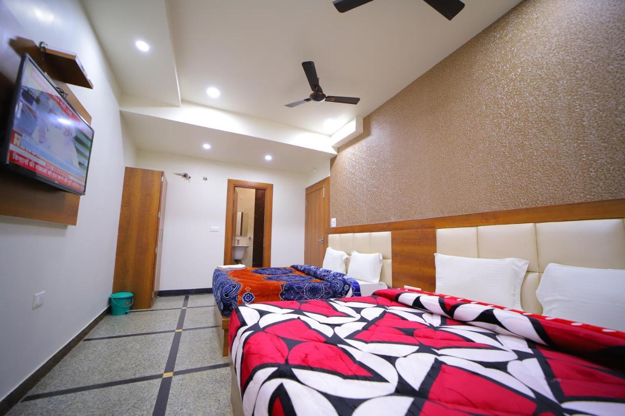Hotel Royal Phoenix Agra  Exteriér fotografie