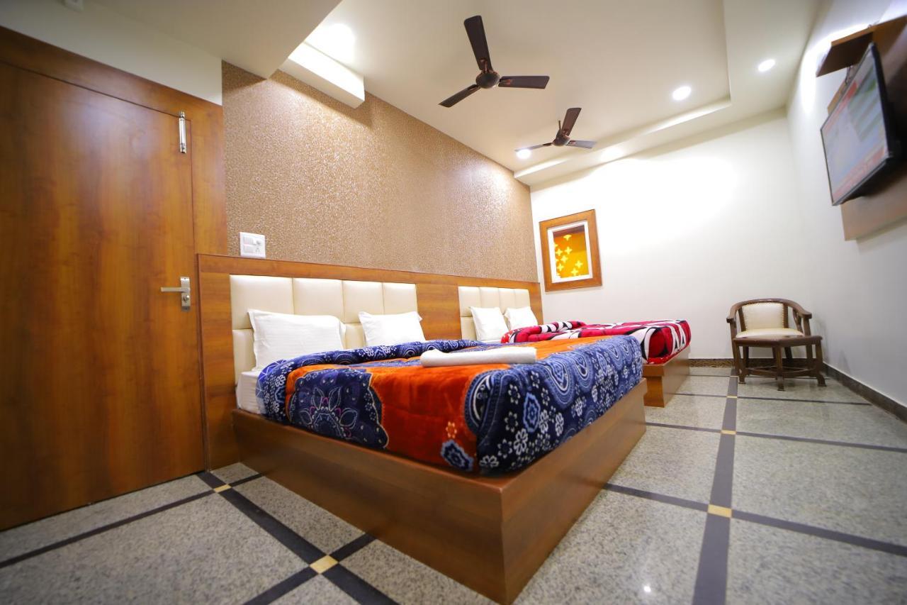 Hotel Royal Phoenix Agra  Exteriér fotografie