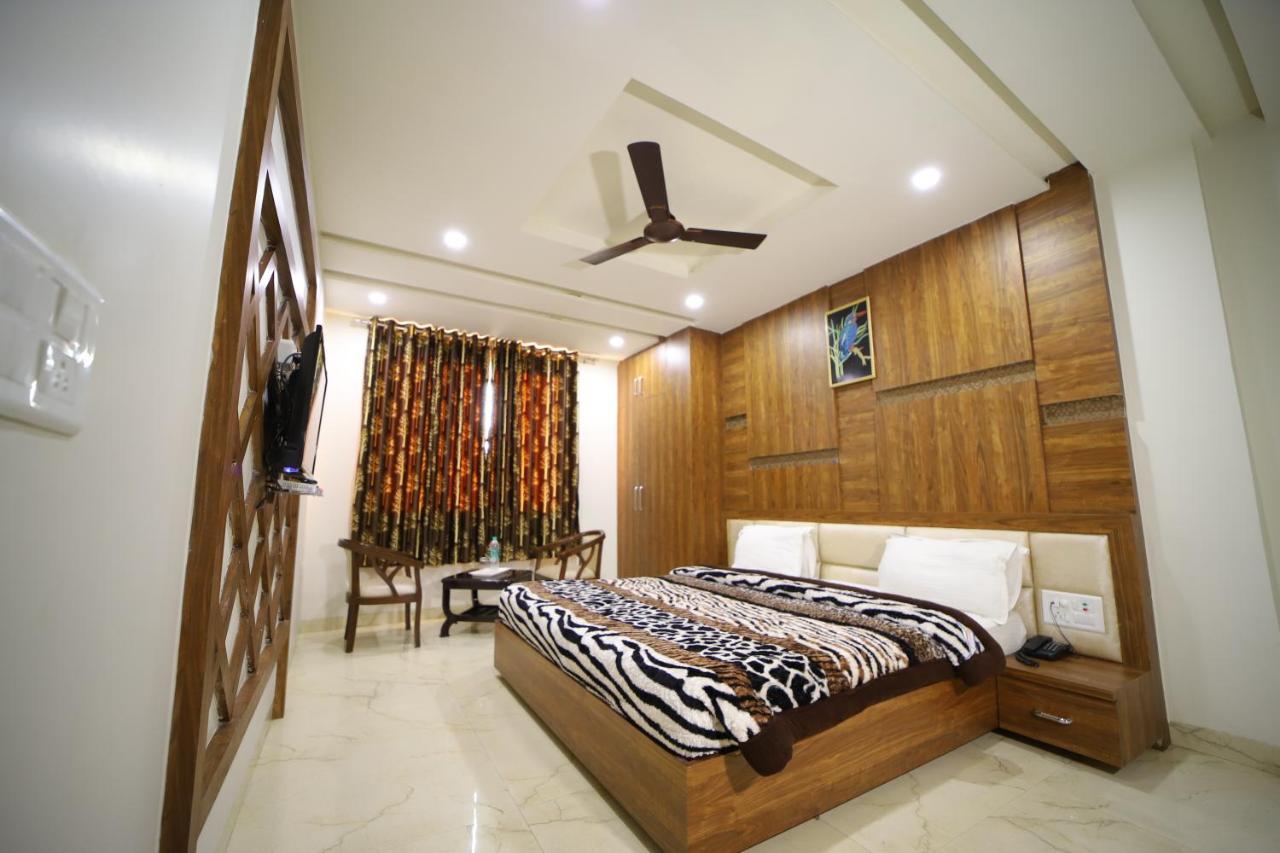 Hotel Royal Phoenix Agra  Exteriér fotografie