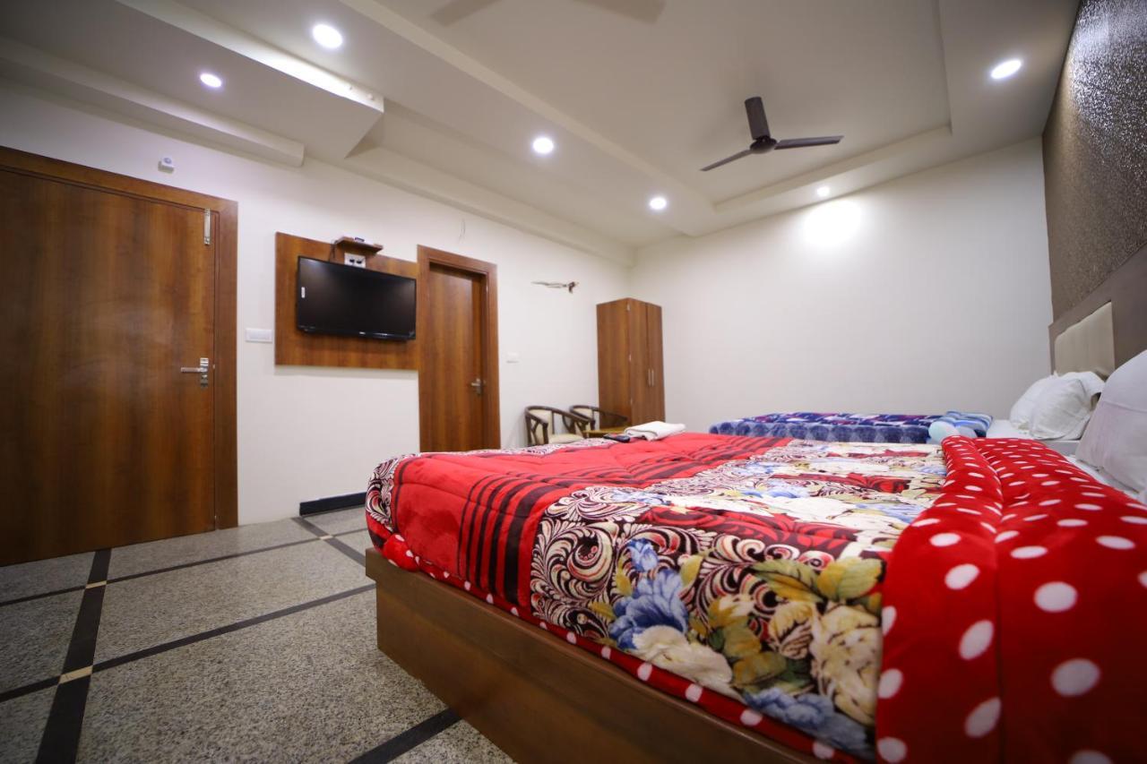 Hotel Royal Phoenix Agra  Exteriér fotografie